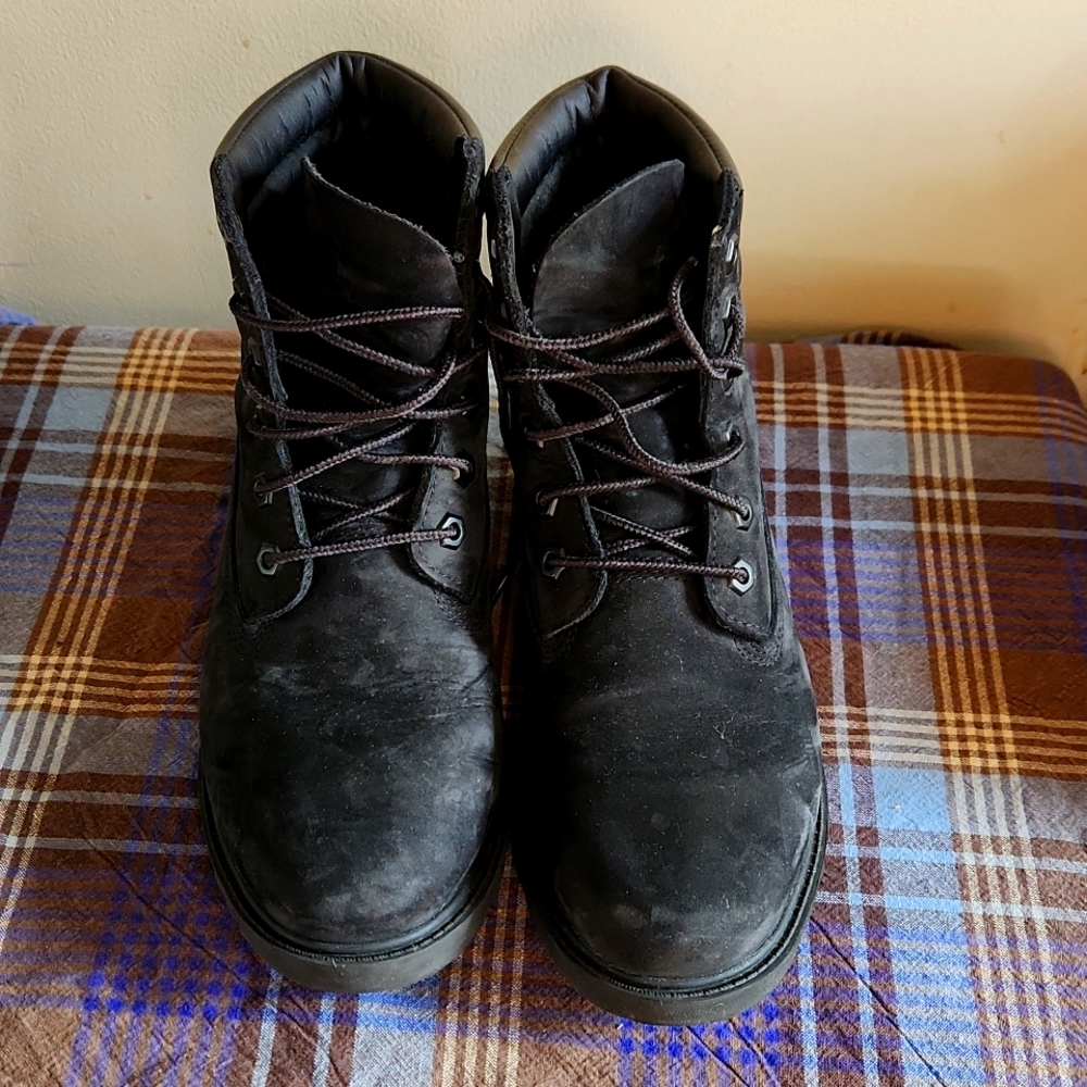 Timberland Women's Lindenwood Lug Sole Booties...Size 7.5